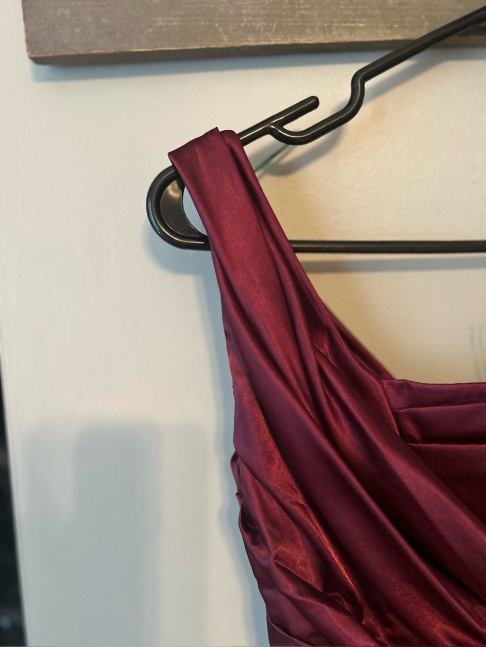 Le Château ruched dress - Picture 6 of 13